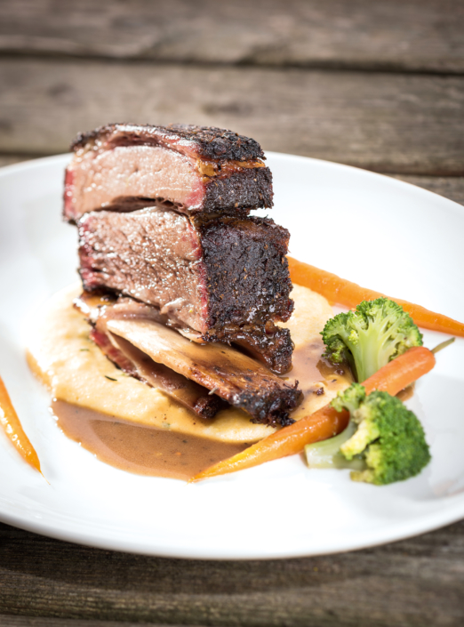 Goli grillt Basics95_BBQ Beefribs_C_Alexander Stiegler