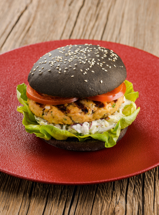 Goli grillt Fisch109_Lachs-Burger_C_LEXPIX PHOTOGRAPHY Alexander Stiegler
