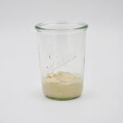 Roggensauerteig im Glas am 2. Tag